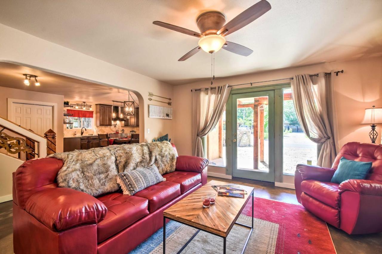 Cozy Home With Media Room Short Walk To Taos Plaza! Екстериор снимка