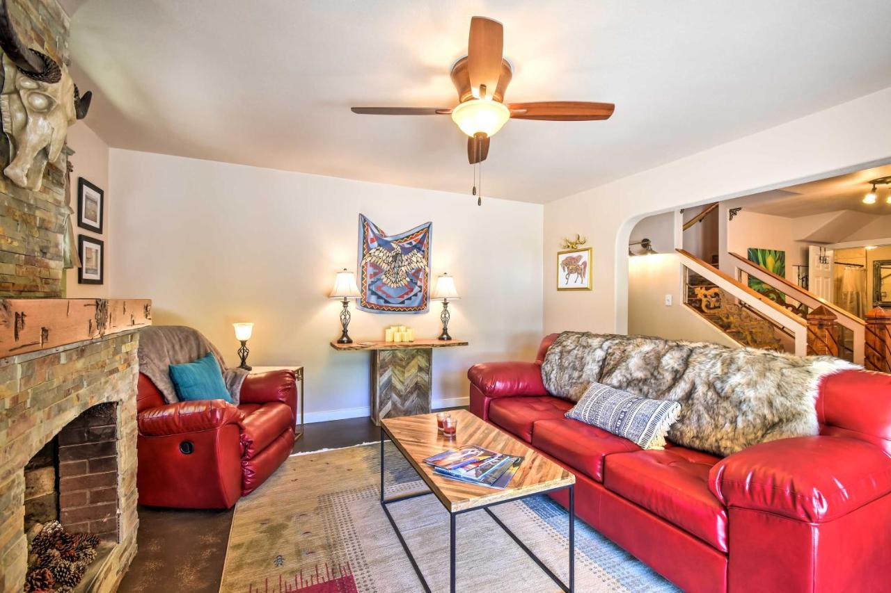 Cozy Home With Media Room Short Walk To Taos Plaza! Екстериор снимка